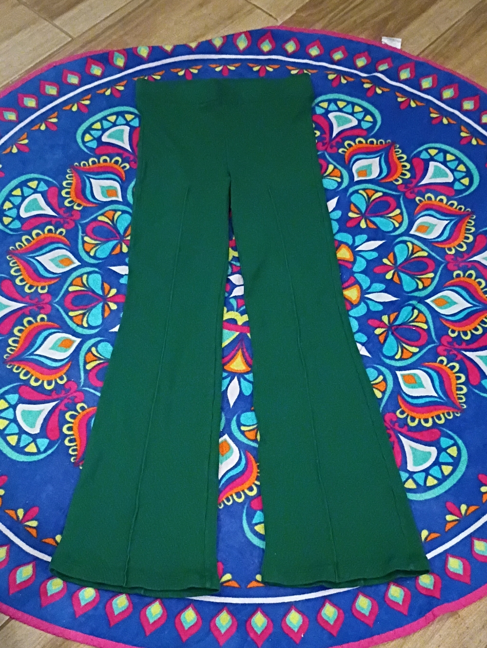 Donni Green Ribbed Stretch Pants Flare S